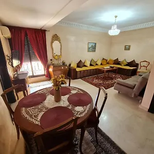 https://luxury-apartment-in-the-heart-of-gueliz-pool-wifi.marrakeshhotelsmorocco.com