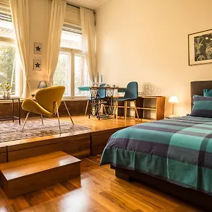 Parliament With A View Apartment Budapest